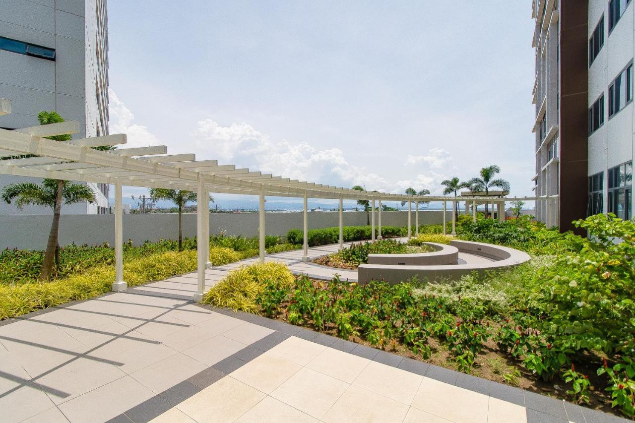 Omp 15C-T2, Seaview, Pool & Beach Access, Near Airport, Fast Wi-Fi, Netflix Punta Engano  Bagian luar foto