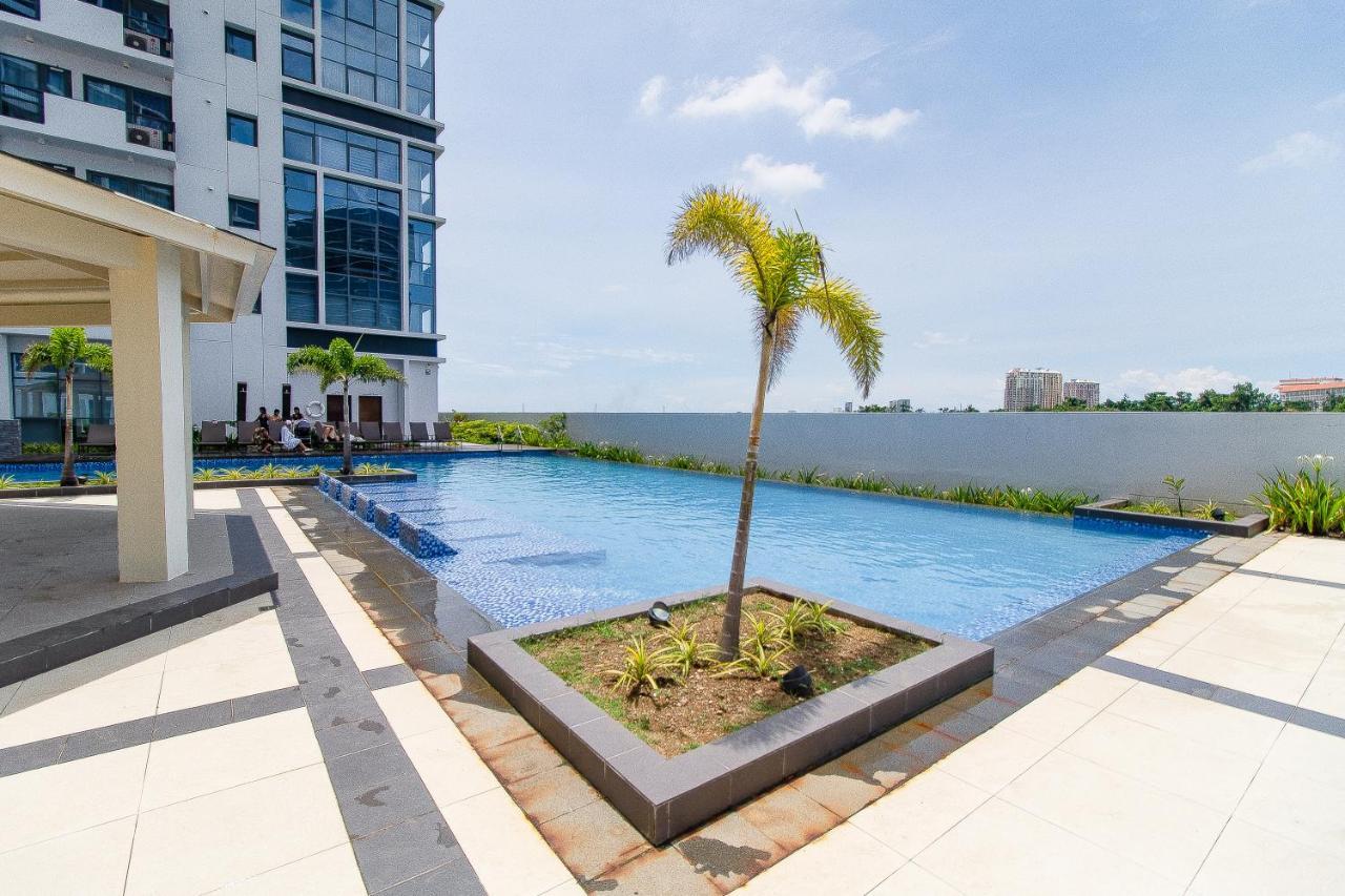 Omp 15C-T2, Seaview, Pool & Beach Access, Near Airport, Fast Wi-Fi, Netflix Punta Engano  Bagian luar foto